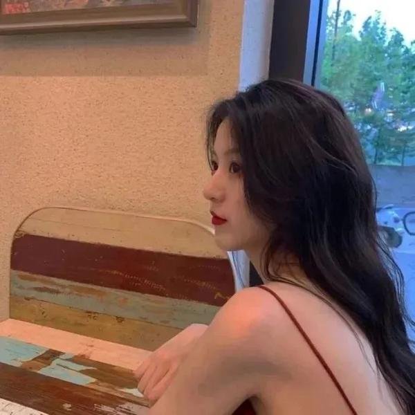 泰王纳黎萱5
